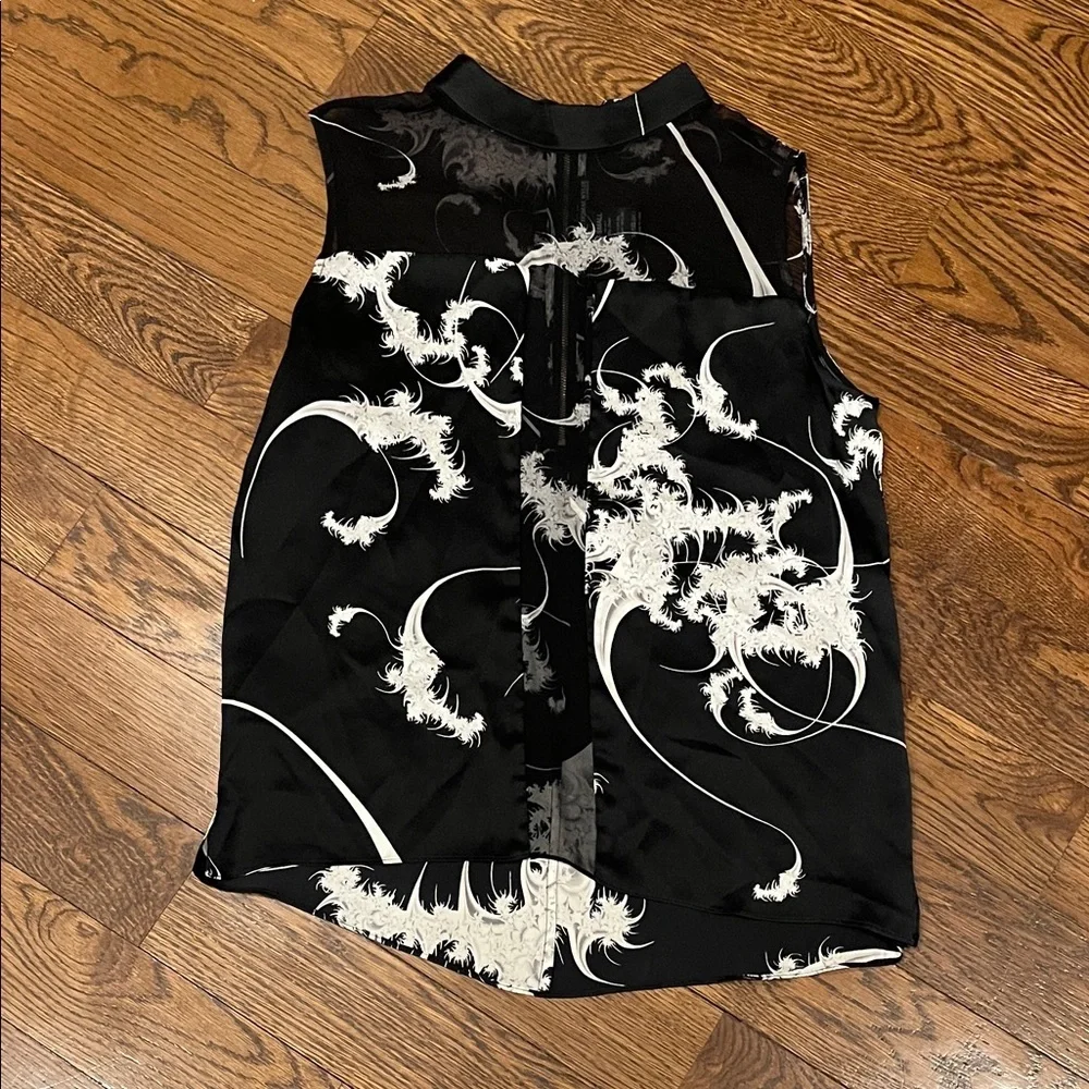 Thomas Wilde XS silk Black and White Sleeveless Top black/white - Picture 2 of 3